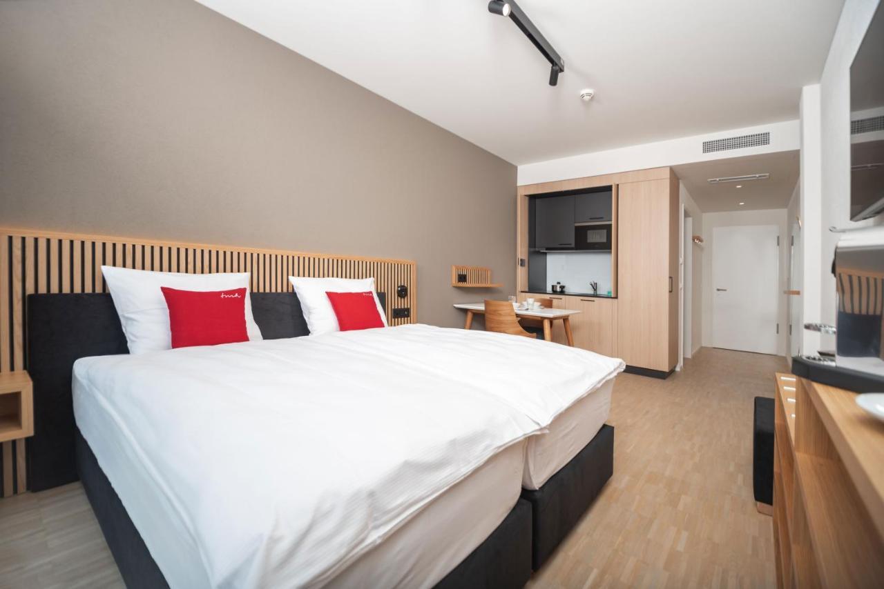 Tailormade Hotel Bab Bachenbuelach Bachenbulach Exteriör bild